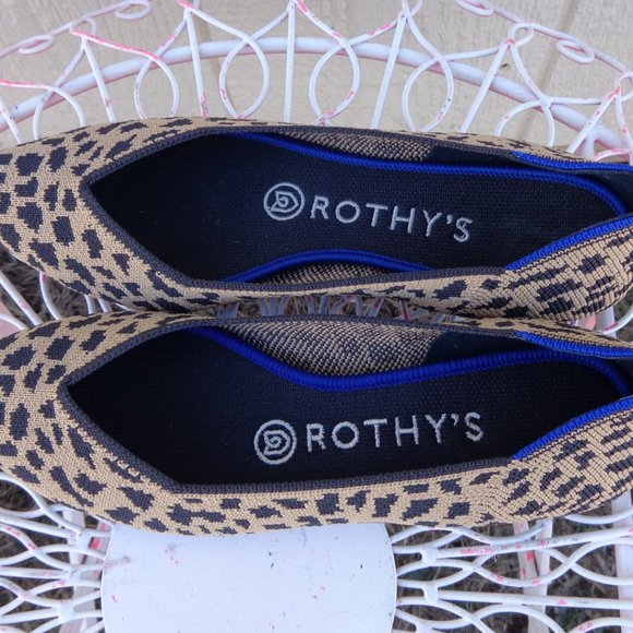 Rothys Leopard Animal Cheetah Jacquard Point Flats 6.5 Women's Flats - Picture 1 of 11